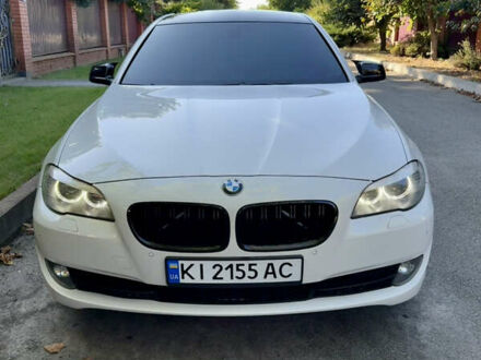Белый БМВ 5 Серия, объемом двигателя 2 л и пробегом 240 тыс. км за 11500 $, фото 1 на Automoto.ua
