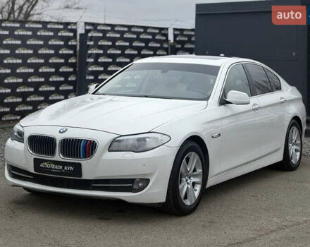 Белый БМВ 5 Серия, объемом двигателя 2 л и пробегом 231 тыс. км за 9500 $, фото 1 на Automoto.ua
