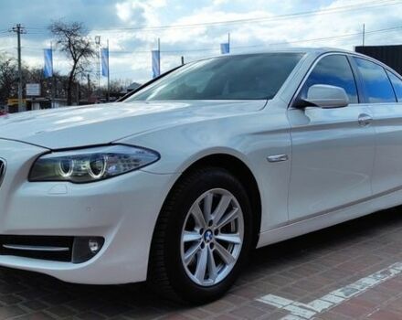 Белый БМВ 5 Серия, объемом двигателя 2 л и пробегом 213 тыс. км за 14000 $, фото 1 на Automoto.ua