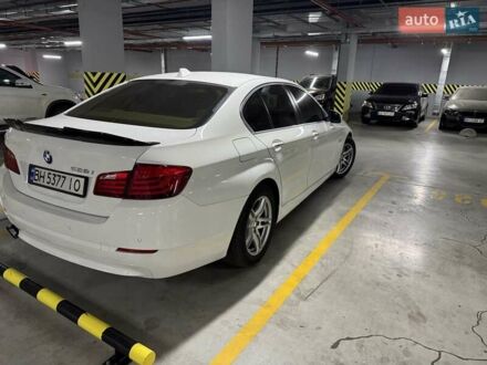 Белый БМВ 5 Серия, объемом двигателя 2 л и пробегом 175 тыс. км за 12500 $, фото 1 на Automoto.ua