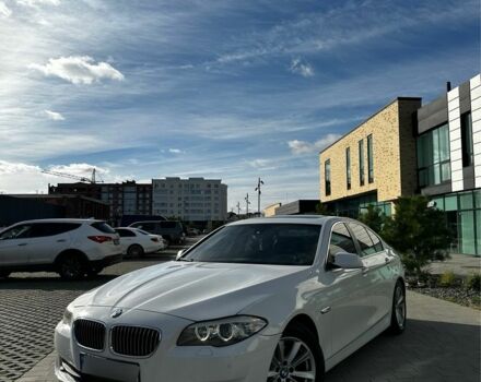 Білий БМВ 5 Серія, об'ємом двигуна 2 л та пробігом 207 тис. км за 13500 $, фото 1 на Automoto.ua