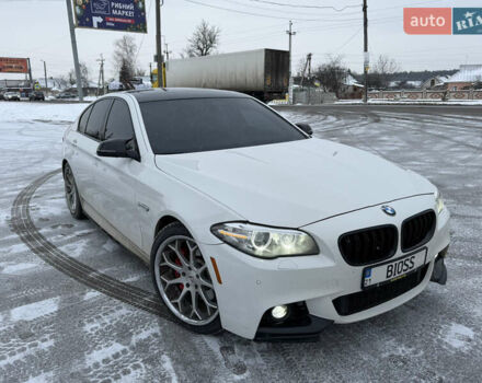 Белый БМВ 5 Серия, объемом двигателя 2.98 л и пробегом 160 тыс. км за 17500 $, фото 1 на Automoto.ua