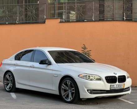 Білий БМВ 5 Серія, об'ємом двигуна 2 л та пробігом 242 тис. км за 13800 $, фото 1 на Automoto.ua