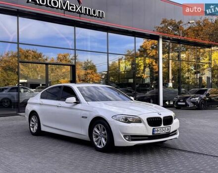 БМВ 5 Серия 2013 в Одессе на Automoto.ua Белый БМВ 5 Серия, объемом двигателя 2 л и пробегом 148 тыс. км за 17900 $, фото 1 на Automoto.ua