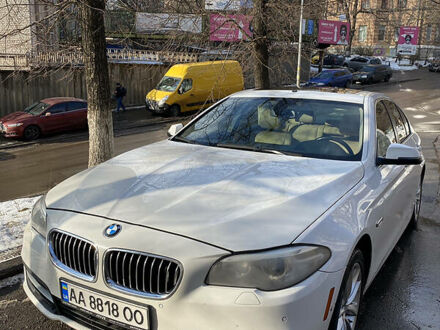 БМВ 5 Серія 2013 у Києві на Automoto.ua Білий БМВ 5 Серія, об'ємом двигуна 3 л та пробігом 280 тис. км за 18500 $, фото 1 на Automoto.ua