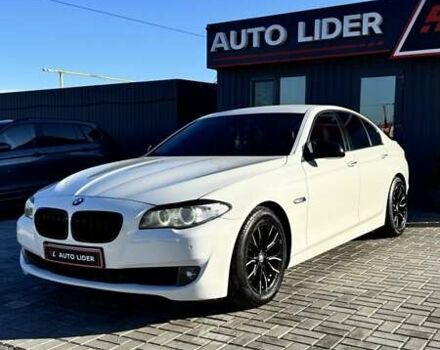 Білий БМВ 5 Серія, об'ємом двигуна 2 л та пробігом 271 тис. км за 13700 $, фото 1 на Automoto.ua