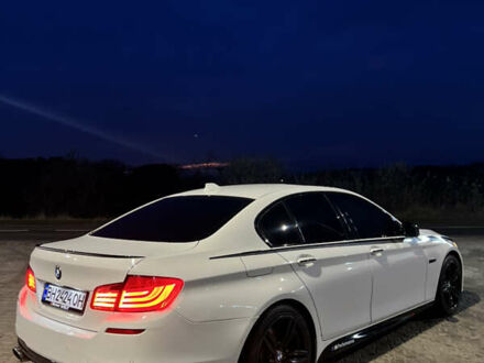 Белый БМВ 5 Серия, объемом двигателя 3 л и пробегом 155 тыс. км за 18500 $, фото 1 на Automoto.ua