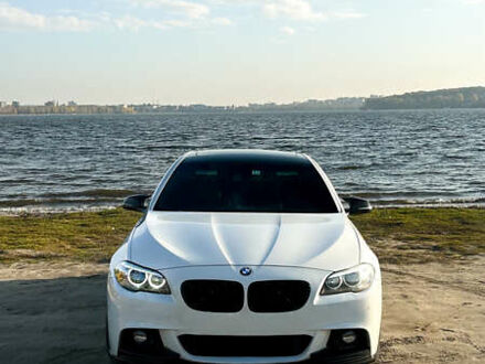 БМВ 5 Серия 2013 в Тернополе на Automoto.ua Белый БМВ 5 Серия, объемом двигателя 2.99 л и пробегом 262 тыс. км за 16100 $, фото 1 на Automoto.ua