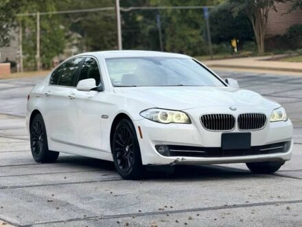 Белый БМВ 5 Серия, объемом двигателя 3 л и пробегом 90 тыс. км за 14500 $, фото 1 на Automoto.ua