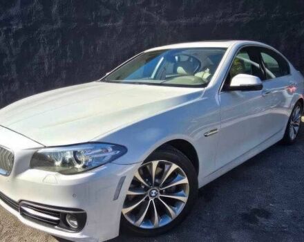 Белый БМВ 5 Серия, объемом двигателя 2 л и пробегом 110 тыс. км за 4200 $, фото 1 на Automoto.ua