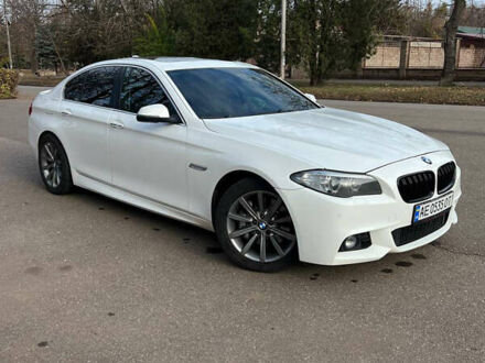 Белый БМВ 5 Серия, объемом двигателя 2.98 л и пробегом 264 тыс. км за 19500 $, фото 1 на Automoto.ua