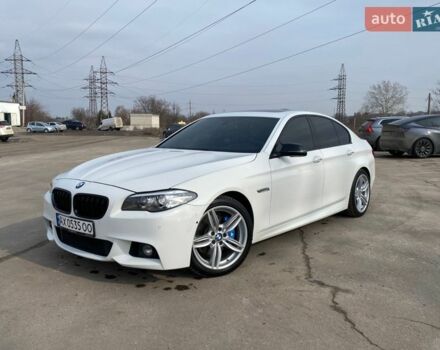 Белый БМВ 5 Серия, объемом двигателя 3 л и пробегом 200 тыс. км за 17500 $, фото 1 на Automoto.ua