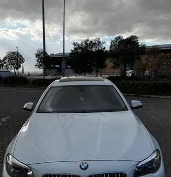 Белый БМВ 5 Серия, объемом двигателя 2 л и пробегом 156 тыс. км за 10500 $, фото 1 на Automoto.ua