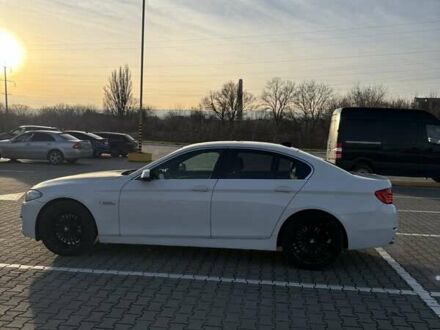 Белый БМВ 5 Серия, объемом двигателя 3 л и пробегом 122 тыс. км за 15300 $, фото 1 на Automoto.ua