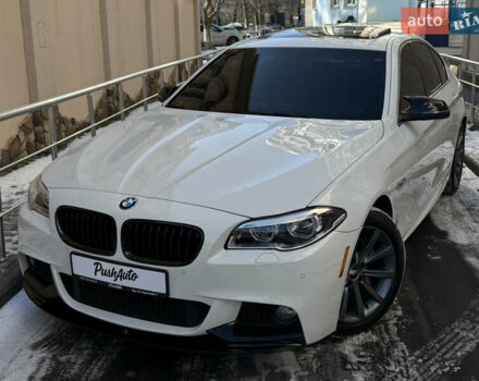 Белый БМВ 5 Серия, объемом двигателя 2.98 л и пробегом 130 тыс. км за 19999 $, фото 1 на Automoto.ua