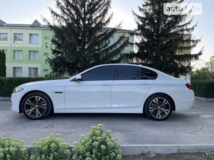 БМВ 5 Серия 2014 в Тульчине на Automoto.ua Белый БМВ 5 Серия, объемом двигателя 2 л и пробегом 262 тыс. км за 20500 $, фото 1 на Automoto.ua