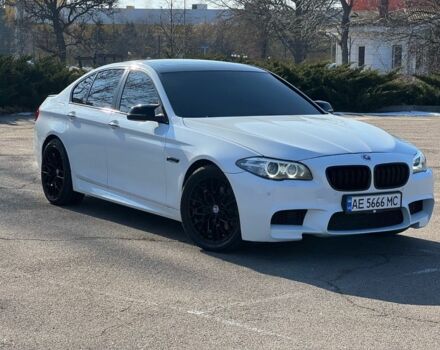 Белый БМВ 5 Серия, объемом двигателя 2 л и пробегом 172 тыс. км за 15999 $, фото 1 на Automoto.ua