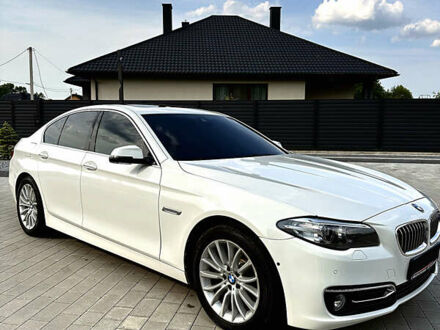 Белый БМВ 5 Серия, объемом двигателя 2 л и пробегом 150 тыс. км за 15999 $, фото 1 на Automoto.ua