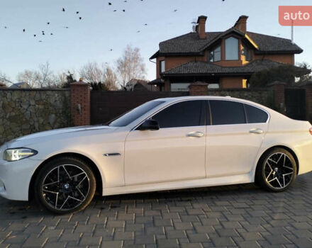 Белый БМВ 5 Серия, объемом двигателя 2.99 л и пробегом 265 тыс. км за 22000 $, фото 1 на Automoto.ua