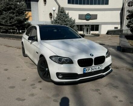 Белый БМВ 5 Серия, объемом двигателя 2 л и пробегом 130 тыс. км за 16500 $, фото 1 на Automoto.ua