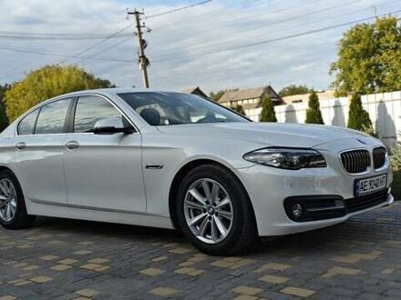 Білий БМВ 5 Серія, об'ємом двигуна 2 л та пробігом 24 тис. км за 23500 $, фото 1 на Automoto.ua