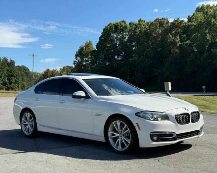 Белый БМВ 5 Серия, объемом двигателя 3 л и пробегом 72 тыс. км за 3700 $, фото 1 на Automoto.ua