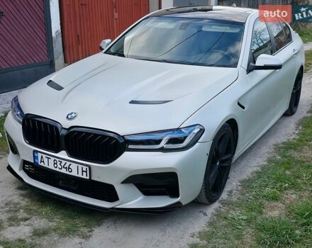 Белый БМВ 5 Серия, объемом двигателя 3 л и пробегом 118 тыс. км за 15600 $, фото 1 на Automoto.ua