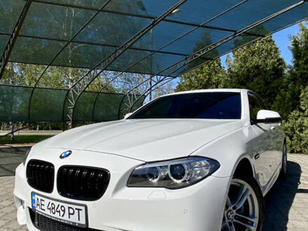 БМВ 5 Серия 2016 в Павлограде на Automoto.ua Белый БМВ 5 Серия, объемом двигателя 2 л и пробегом 94 тыс. км за 24800 $, фото 1 на Automoto.ua