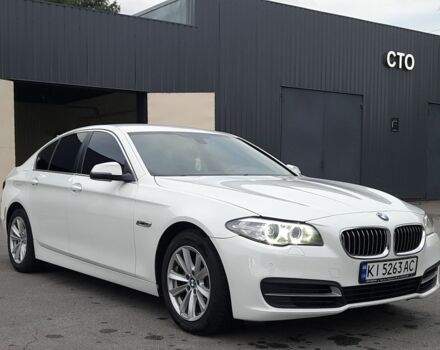 Белый БМВ 5 Серия, объемом двигателя 2 л и пробегом 190 тыс. км за 15200 $, фото 1 на Automoto.ua
