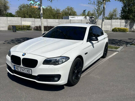 БМВ 5 Серия 2016 в Днепре (Днепропетровске) на Automoto.ua Белый БМВ 5 Серия, объемом двигателя 2 л и пробегом 192 тыс. км за 18000 $, фото 1 на Automoto.ua
