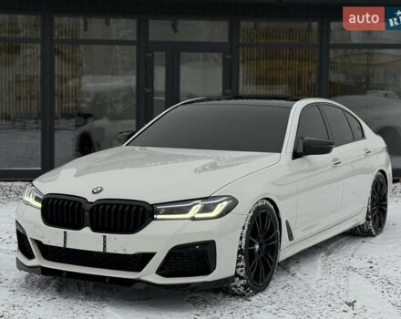 Белый БМВ 5 Серия, объемом двигателя 3 л и пробегом 138 тыс. км за 38000 $, фото 1 на Automoto.ua