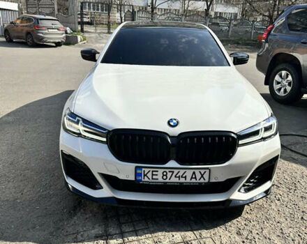 Белый БМВ 5 Серия, объемом двигателя 3 л и пробегом 133 тыс. км за 43000 $, фото 1 на Automoto.ua