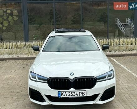 Белый БМВ 5 Серия, объемом двигателя 2 л и пробегом 130 тыс. км за 26500 $, фото 1 на Automoto.ua
