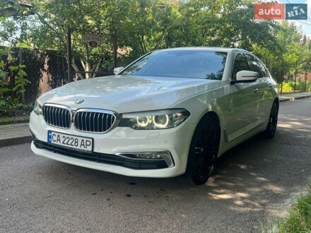 Білий БМВ 5 Серія, об'ємом двигуна 2 л та пробігом 131 тис. км за 26500 $, фото 1 на Automoto.ua