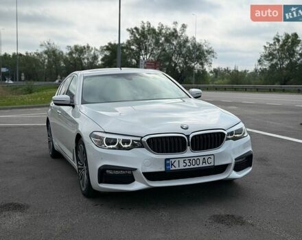 Белый БМВ 5 Серия, объемом двигателя 2 л и пробегом 125 тыс. км за 27000 $, фото 1 на Automoto.ua