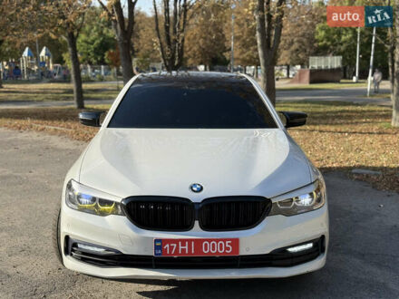 Белый БМВ 5 Серия, объемом двигателя 2 л и пробегом 30 тыс. км за 26500 $, фото 1 на Automoto.ua