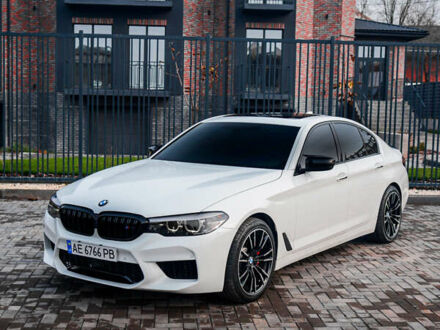 Белый БМВ 5 Серия, объемом двигателя 2 л и пробегом 225 тыс. км за 24500 $, фото 1 на Automoto.ua