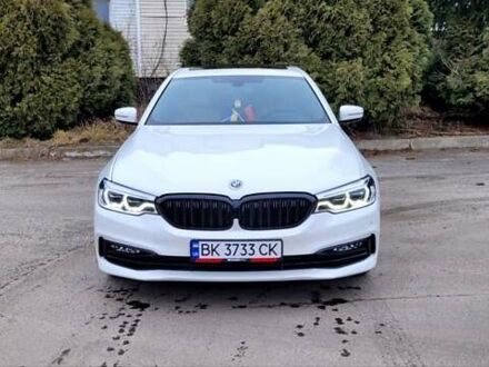 БМВ 5 Серия 2017 в Ровно на Automoto.ua Белый БМВ 5 Серия, объемом двигателя 3 л и пробегом 110 тыс. км за 33000 $, фото 1 на Automoto.ua