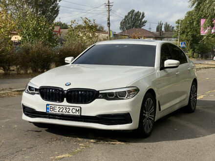 Белый БМВ 5 Серия, объемом двигателя 2 л и пробегом 89 тыс. км за 29500 $, фото 1 на Automoto.ua