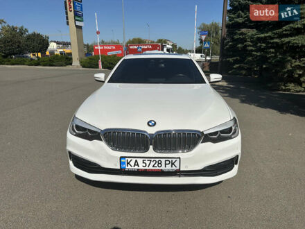 Білий БМВ 5 Серія, об'ємом двигуна 2 л та пробігом 118 тис. км за 28500 $, фото 1 на Automoto.ua