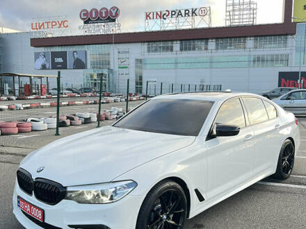 Белый БМВ 5 Серия, объемом двигателя 2 л и пробегом 142 тыс. км за 24900 $, фото 1 на Automoto.ua