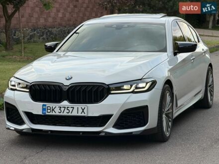 Білий БМВ 5 Серія, об'ємом двигуна 2 л та пробігом 165 тис. км за 28900 $, фото 1 на Automoto.ua