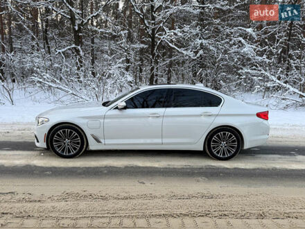 Білий БМВ 5 Серія, об'ємом двигуна 2 л та пробігом 67 тис. км за 35000 $, фото 1 на Automoto.ua