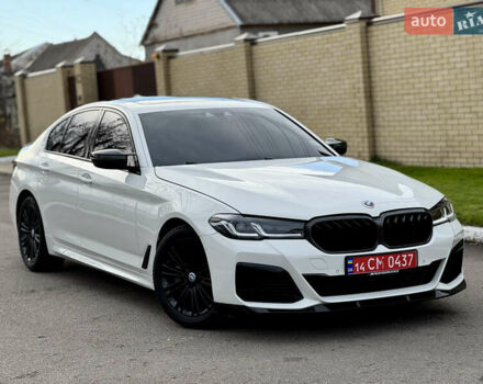 Білий БМВ 5 Серія, об'ємом двигуна 3 л та пробігом 111 тис. км за 39000 $, фото 1 на Automoto.ua