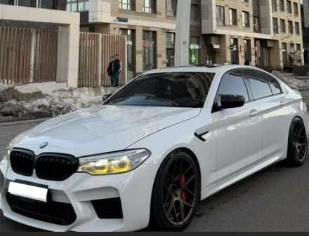 Белый БМВ 5 Серия, объемом двигателя 3 л и пробегом 88 тыс. км за 33000 $, фото 1 на Automoto.ua