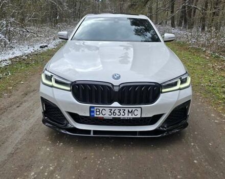 Белый БМВ 5 Серия, объемом двигателя 2 л и пробегом 52 тыс. км за 37500 $, фото 1 на Automoto.ua