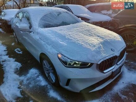 БМВ 5 Серия 2024 в Кривом Роге на Automoto.ua Белый БМВ 5 Серия, объемом двигателя 2 л и пробегом 33 тыс. км за 60000 $, фото 1 на Automoto.ua