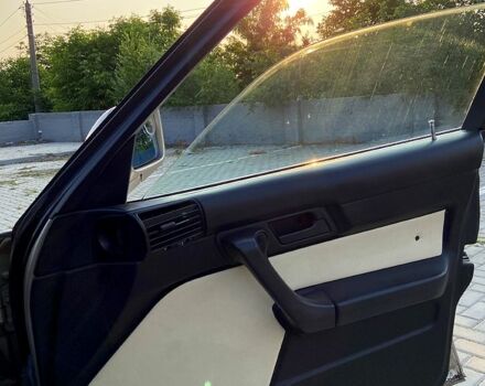 Бежевый БМВ 5 Серия, объемом двигателя 3 л и пробегом 427 тыс. км за 3100 $, фото 3 на Automoto.ua