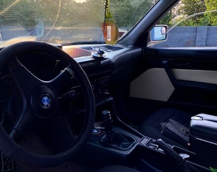 Бежевый БМВ 5 Серия, объемом двигателя 3 л и пробегом 427 тыс. км за 3100 $, фото 4 на Automoto.ua