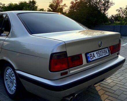 Бежевый БМВ 5 Серия, объемом двигателя 3 л и пробегом 427 тыс. км за 3100 $, фото 2 на Automoto.ua